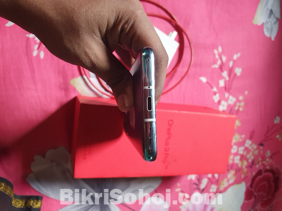 Oneplus 9 pro full box